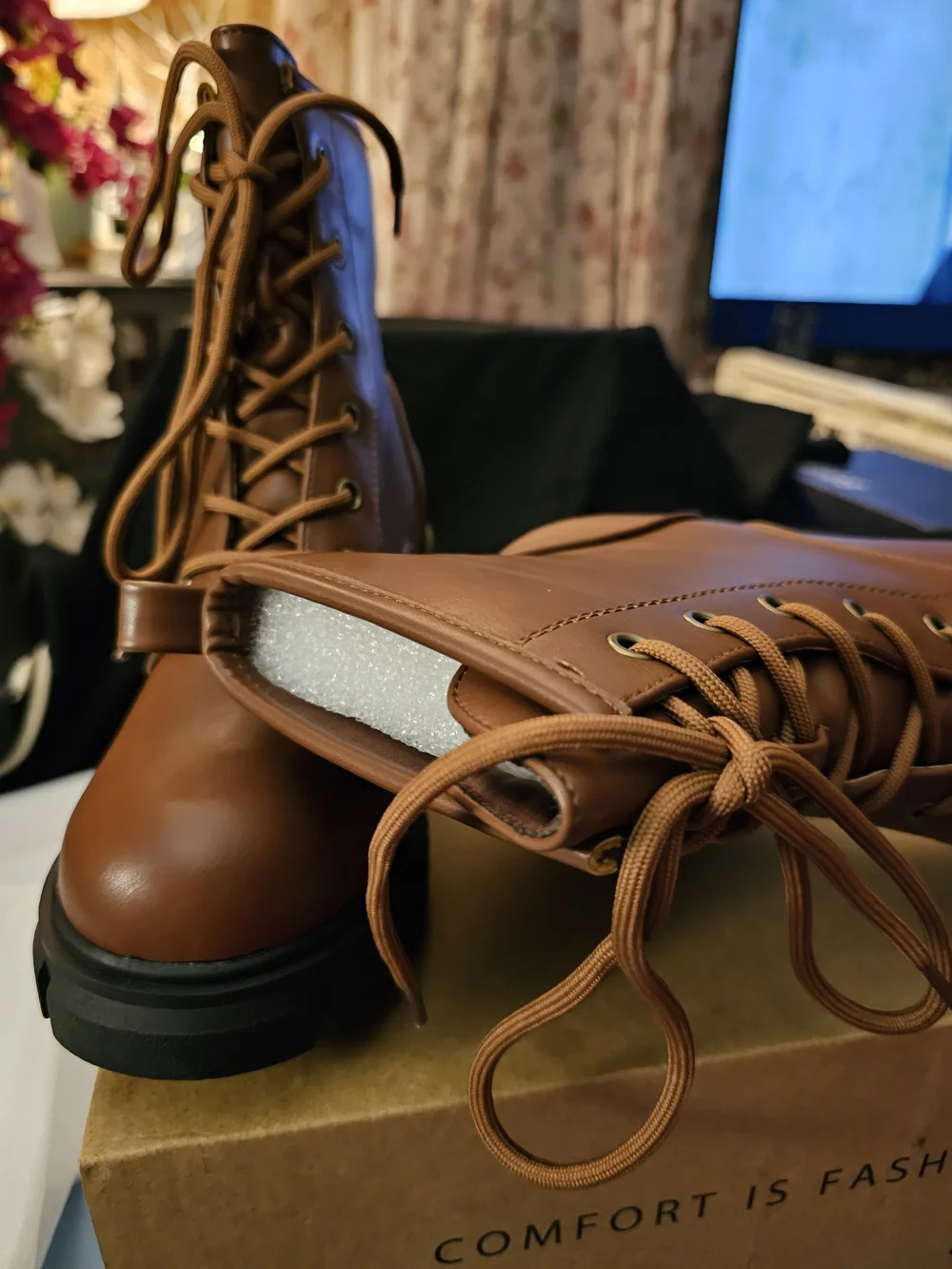 IDIFU Brown Heeled Lace-Up Women's Boots - Picture 2 of 6